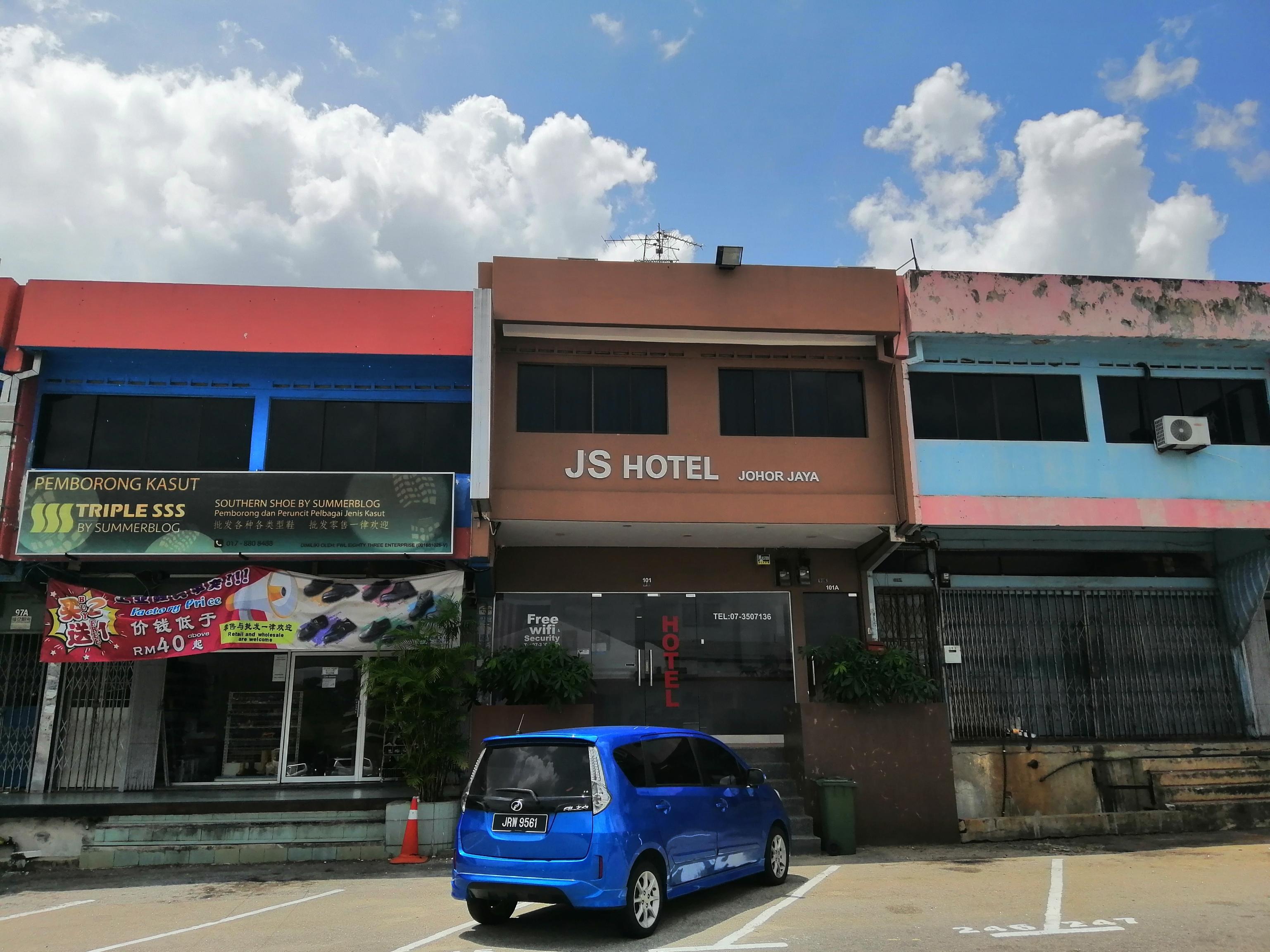 Oyo 89985 Js Hotel Johor Bahru Extérieur photo